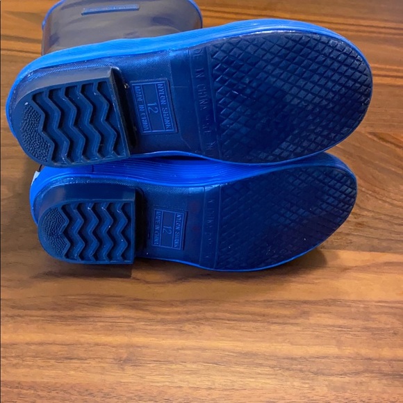 LL Bean Kids' Puddle Stompers Rain Boots - Picture 10 of 10